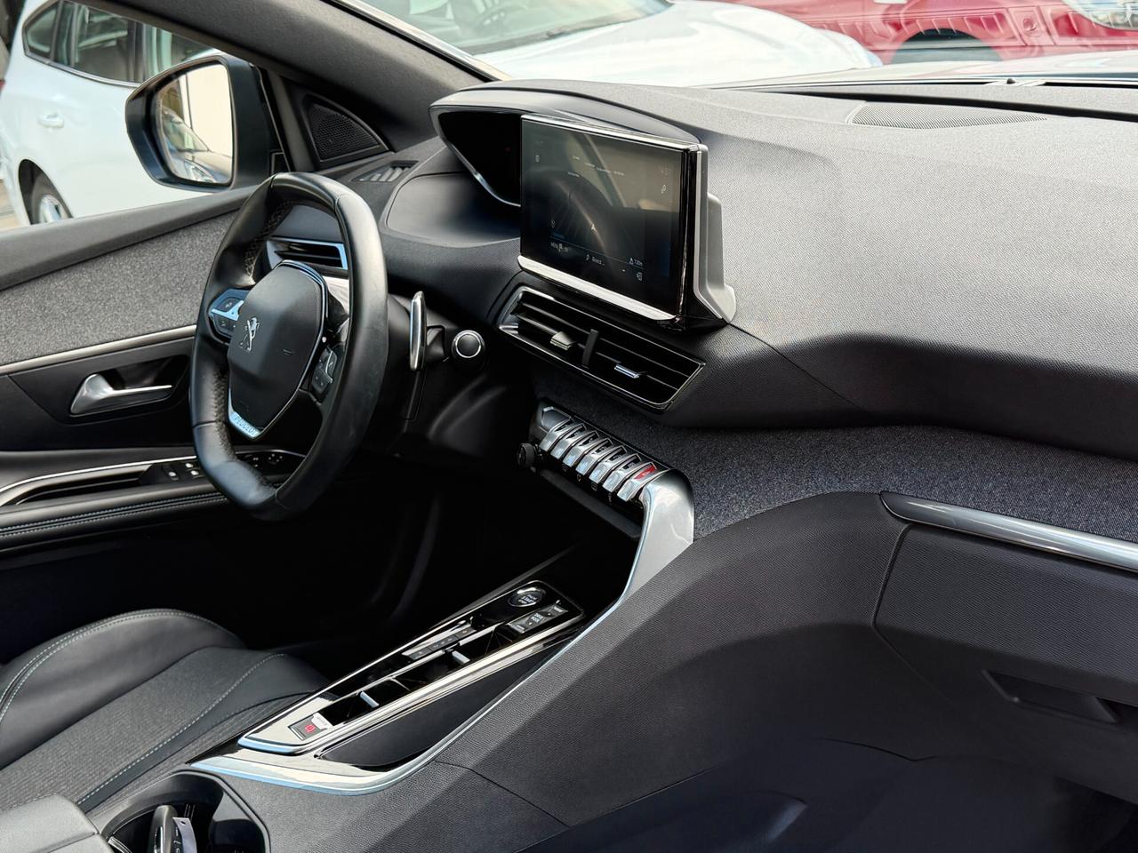 Peugeot 3008 1.5 BLUEHDI 130 cv. AT8 ALLURE (Nav)