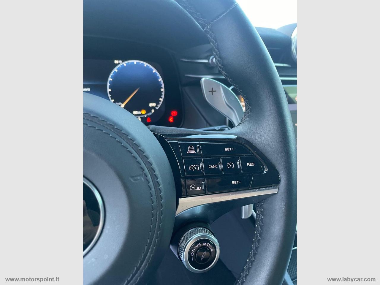 MASERATI 2.0 MHEV 300 CV GT SOLO 10.000 KM!!!