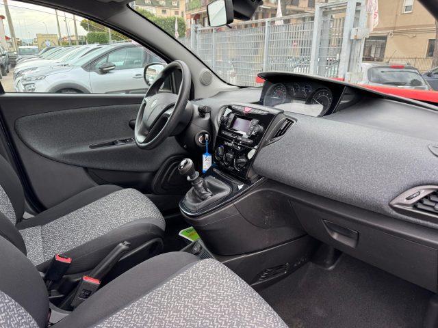 LANCIA Ypsilon 1.0 FireFly 5 porte S&S Hybrid Gold