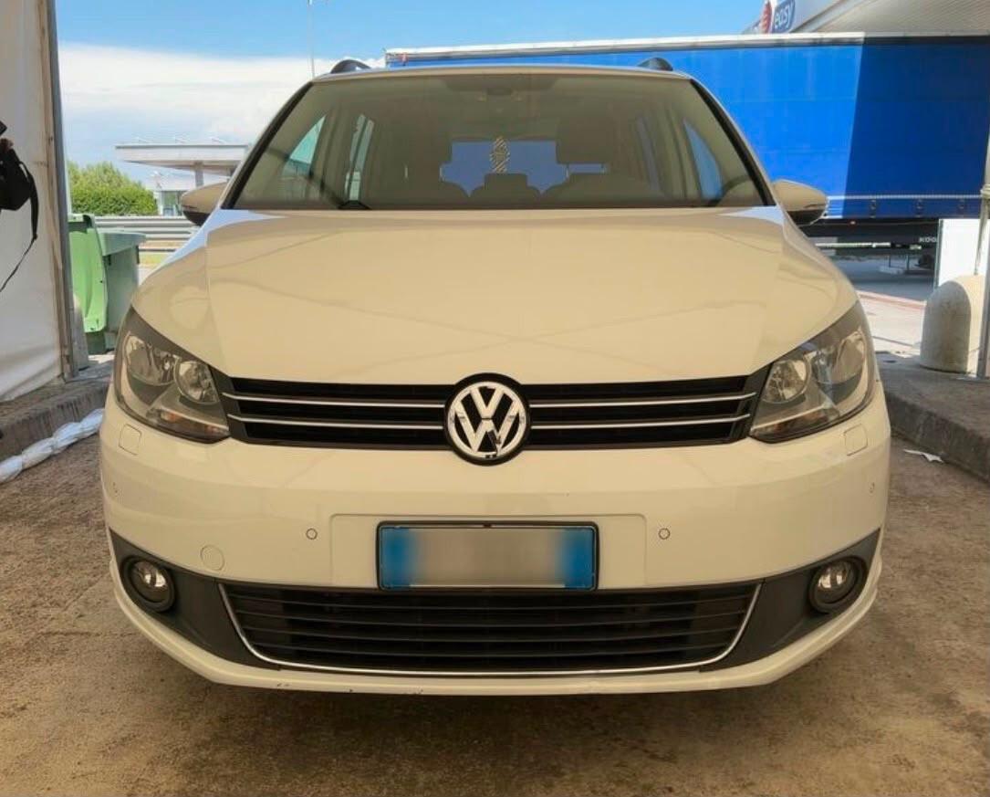 Volkswagen Touran 1.6 TDI DSG 03/2014