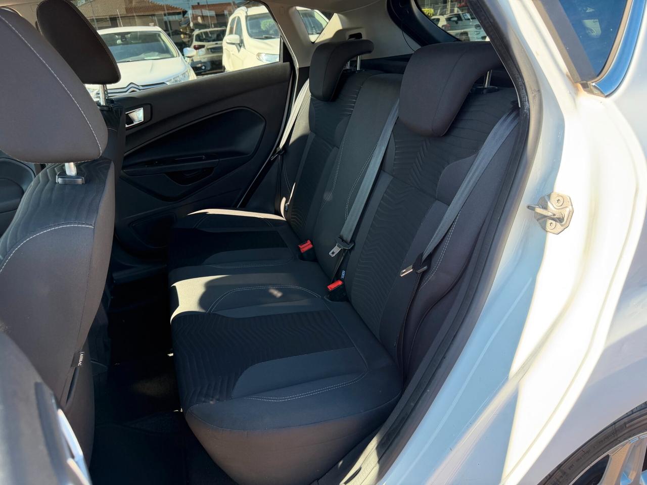 Ford Fiesta 1.5 TDCi 75CV 5 porte Titanium
