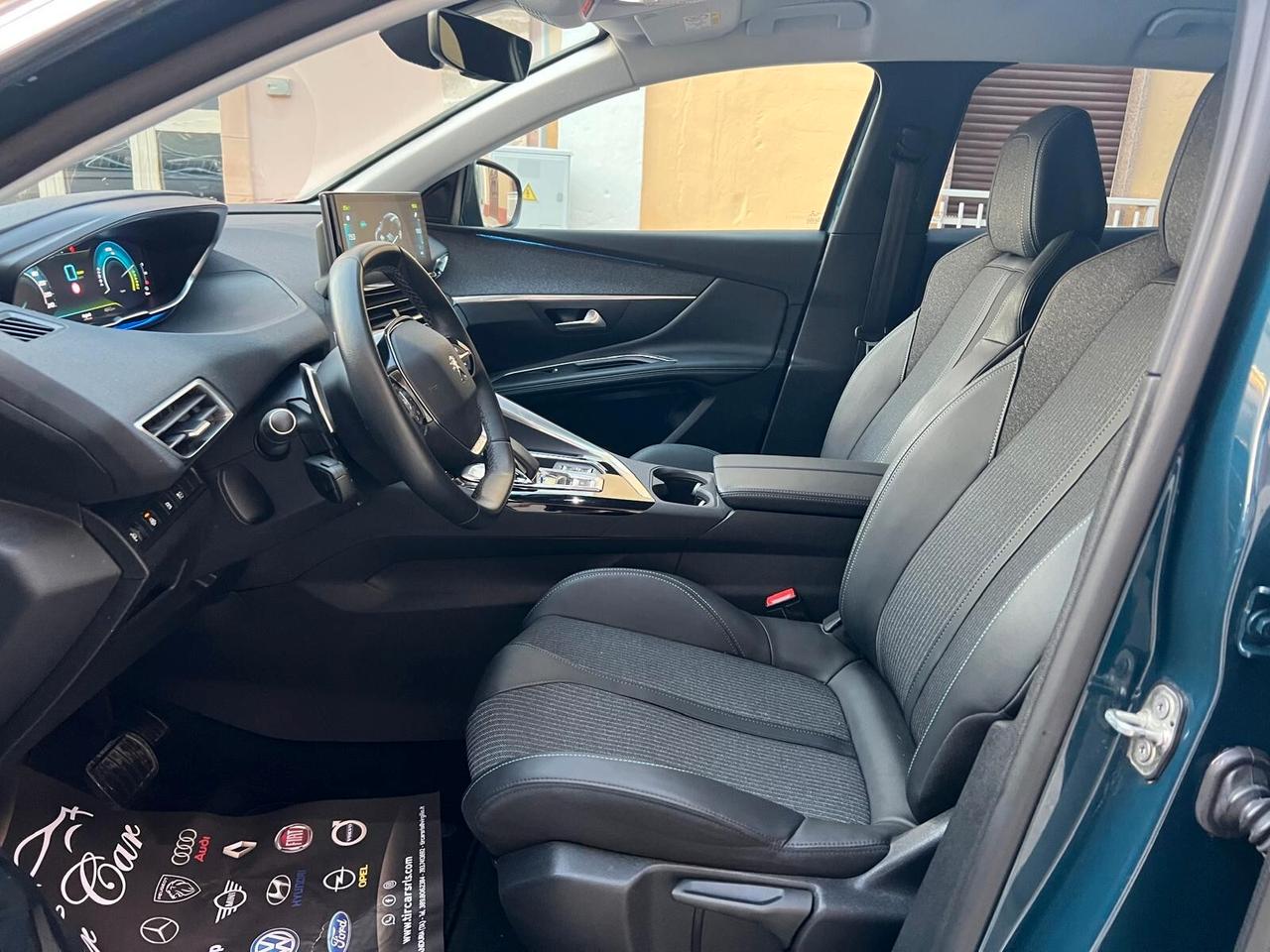 PEUGEOT 3008 ALLURE 1.6 HYBRID PHEV 181CV PELLE NAVI CAM ANNO 2022