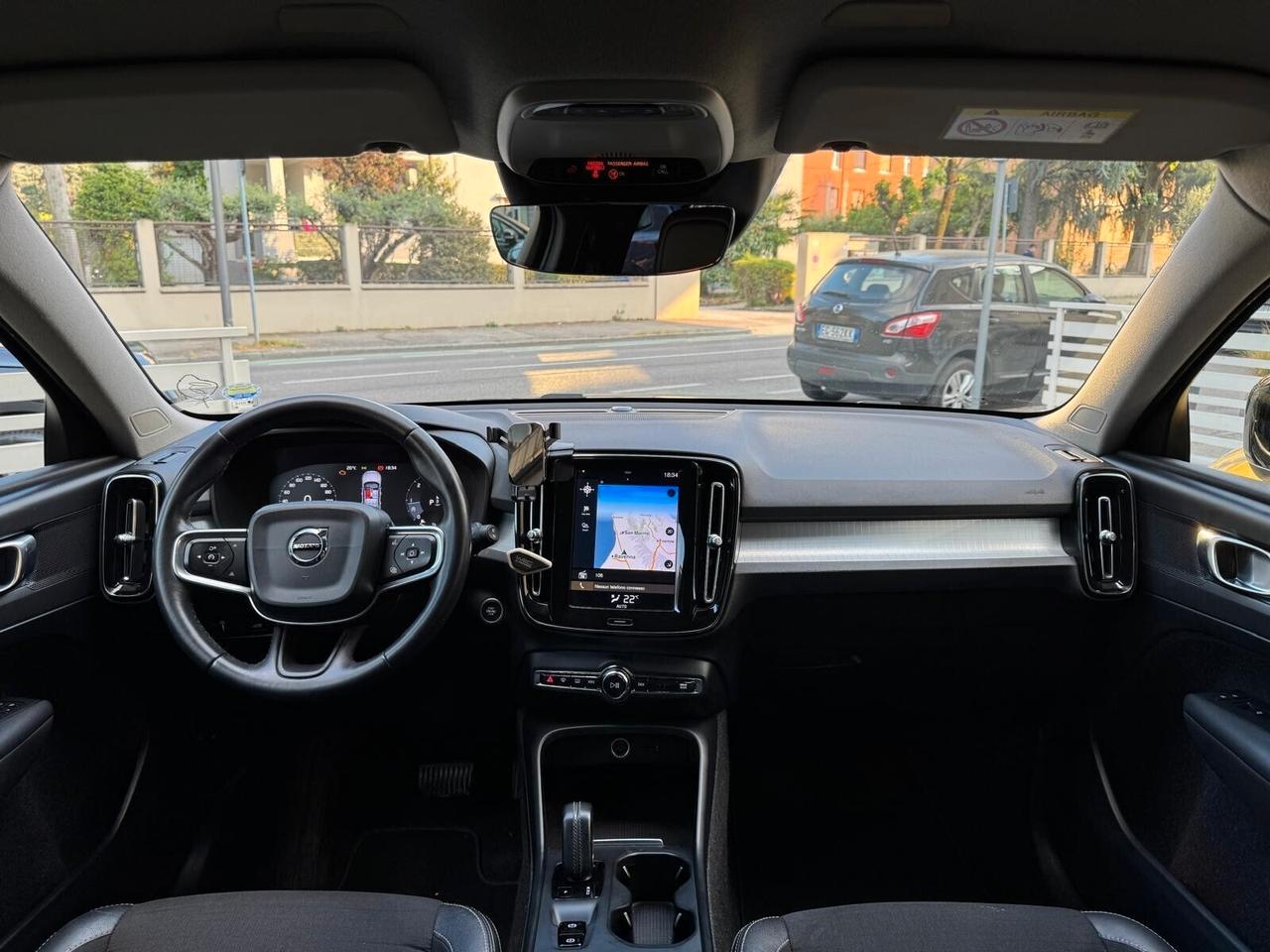 VOLVO XC40 D3 GEARTRONIC R-DESING 150cv
