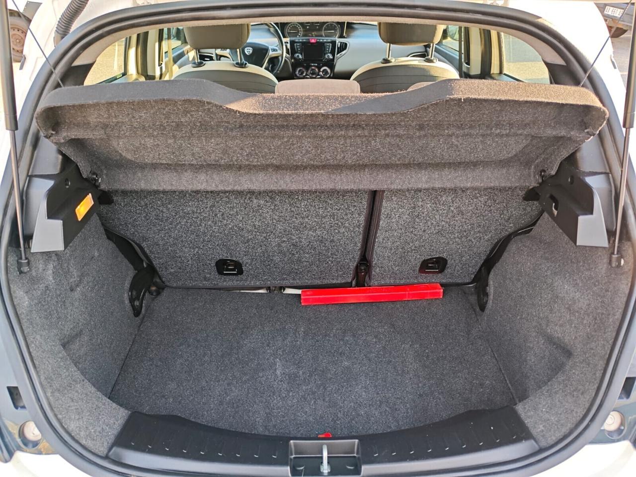 Lancia Ypsilon 1.3 MJT 16V 95 CV 5 porte S&S Gold