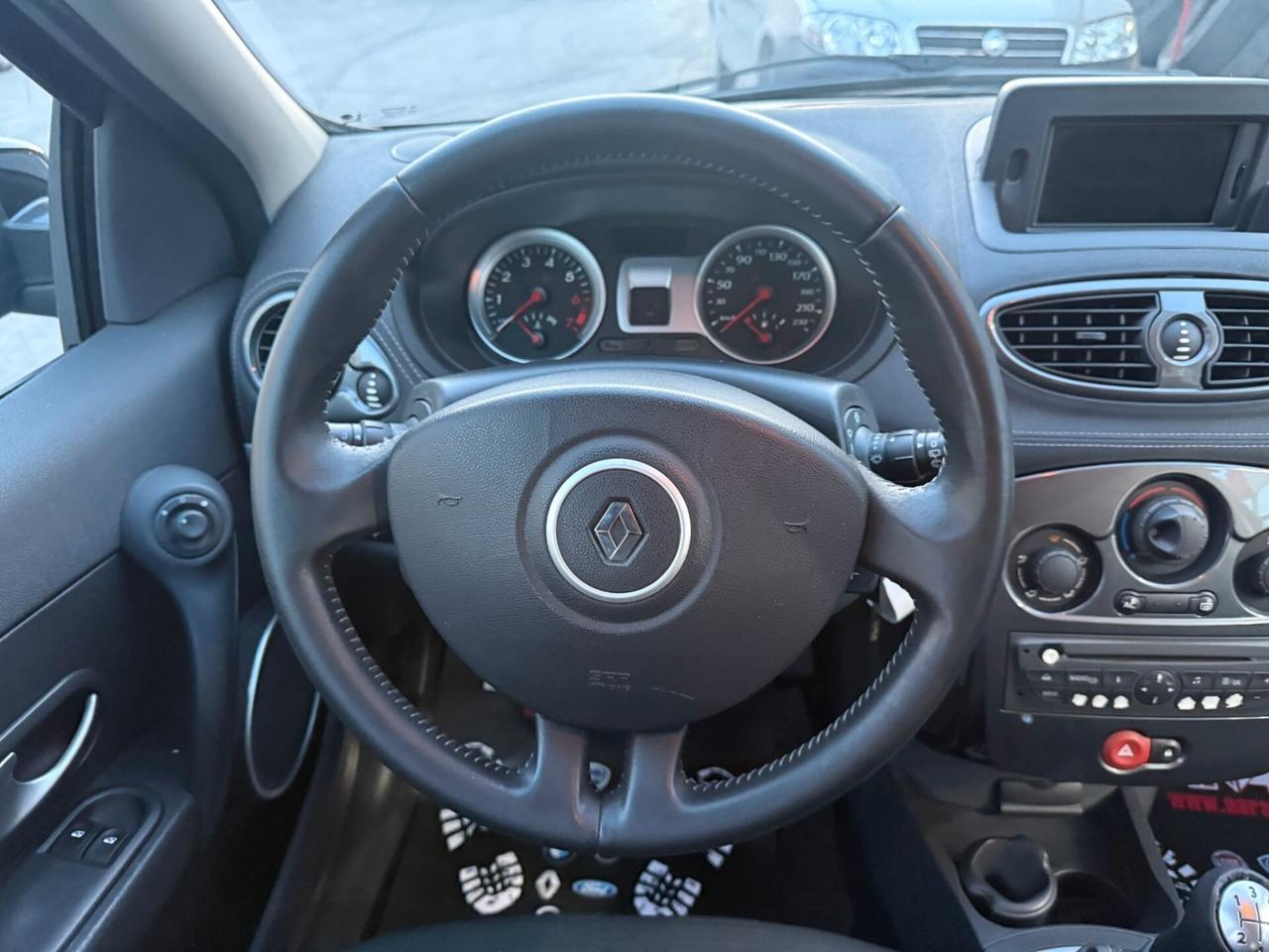 Renault Clio 1.2 16V 100cv 5 porte Confort