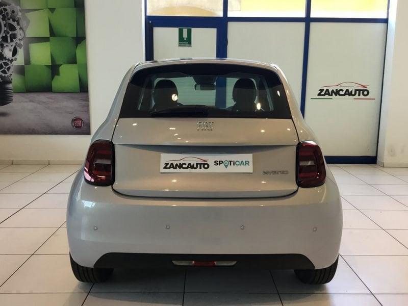 FIAT 500 Hybrid Hybrid Icon MY26