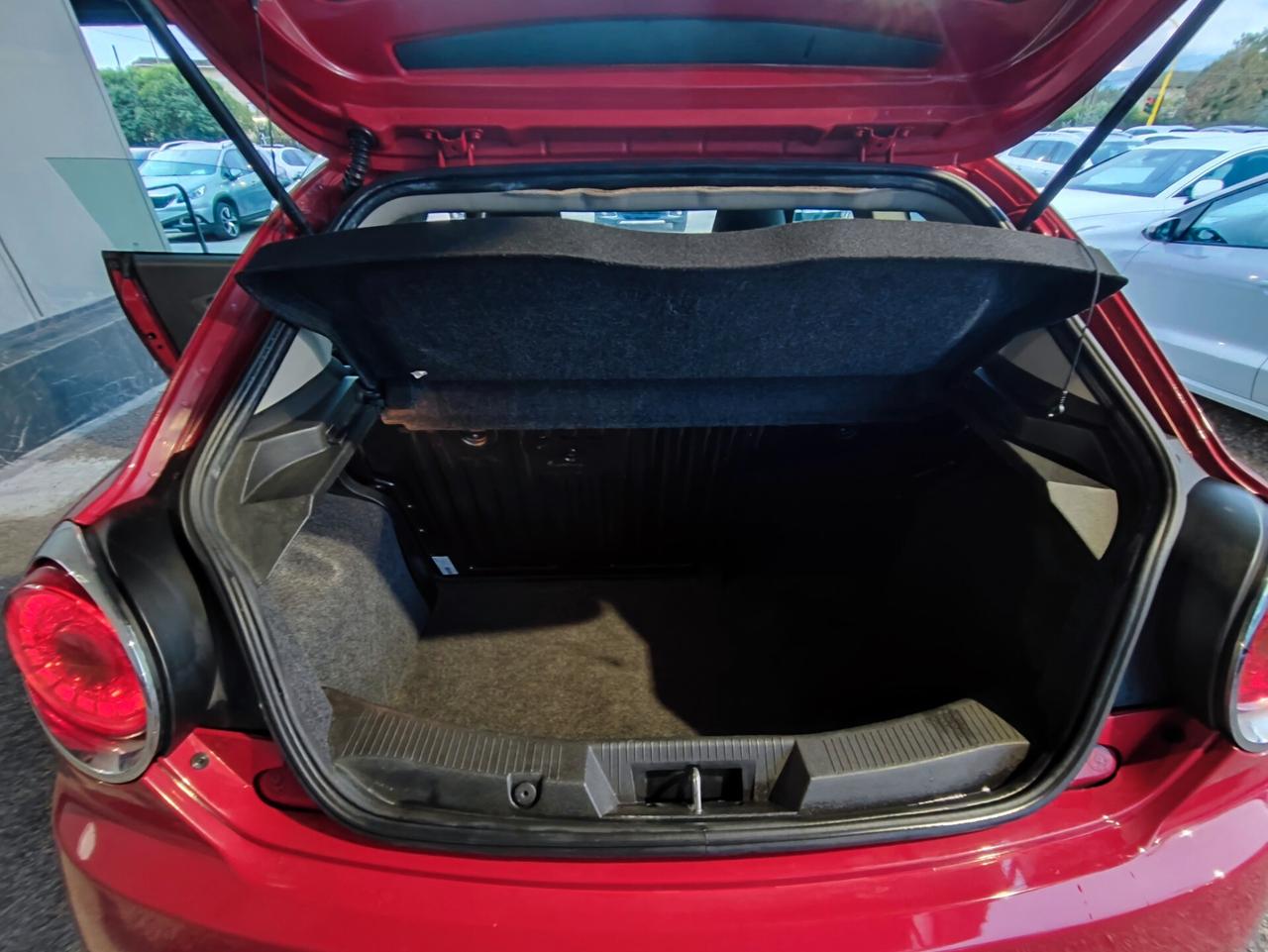 Alfa Romeo MiTo 1.3 JTDm-2 95 CV S&S Distinctive Sport Pack