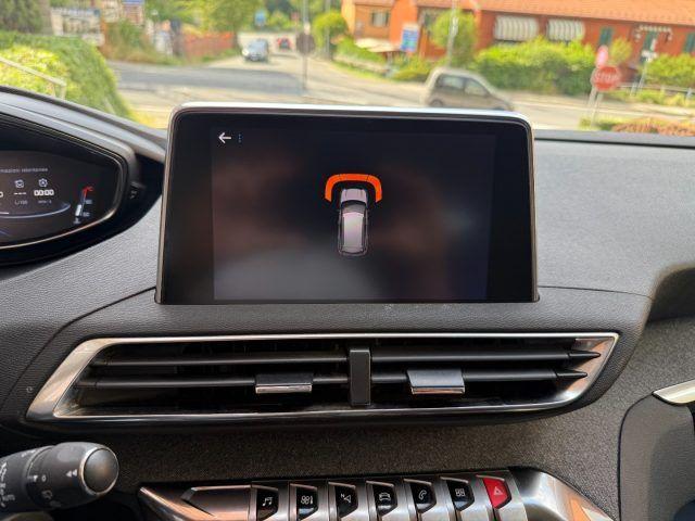 PEUGEOT 3008 BlueHDi 130 S&S EAT8 Allure