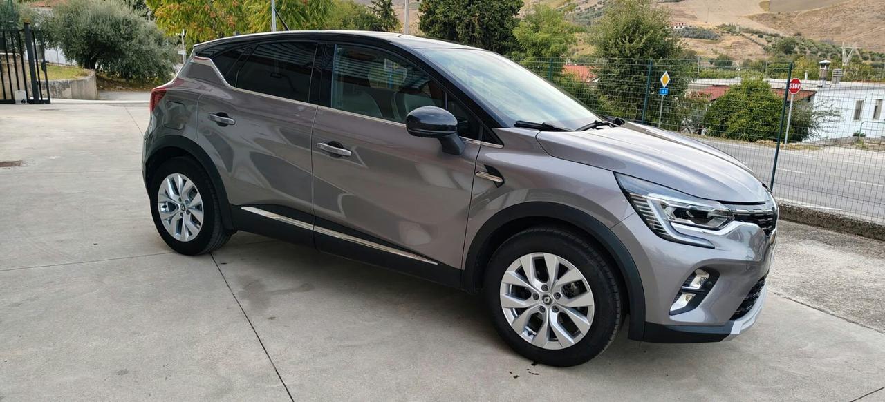 Renault Captur TCe 100 CV GPL Intens