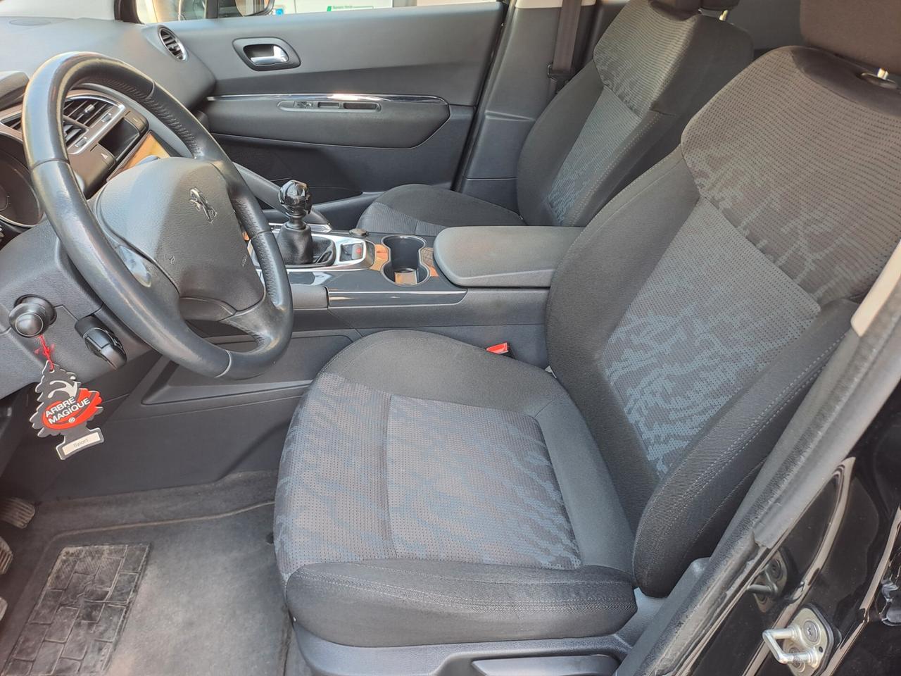 Peugeot 3008 1.6 HDi 110CV Premium