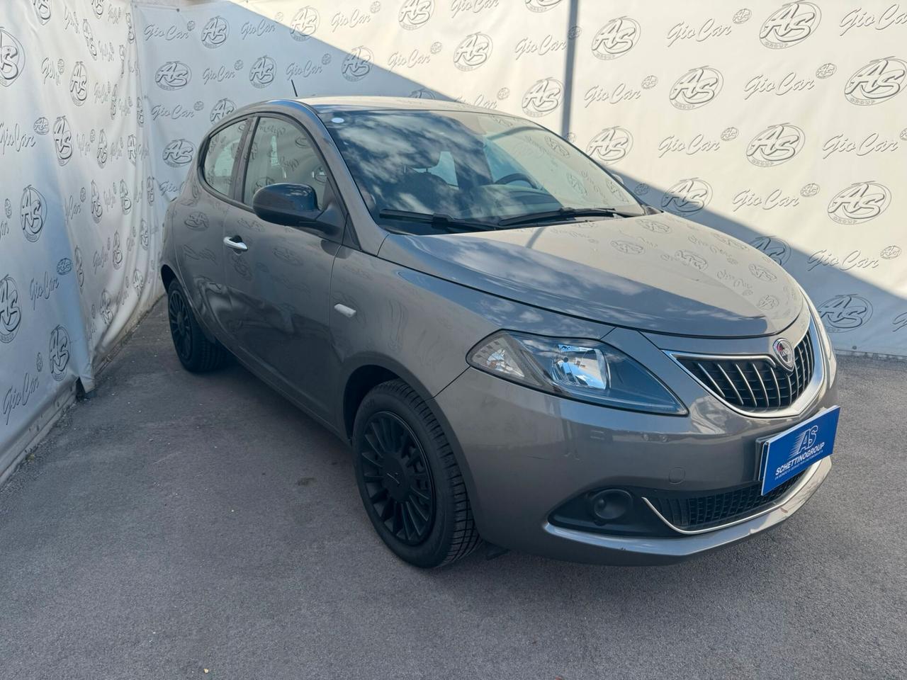 Lancia Ypsilon 1.0 FireFly 70cv Hybrid Silver