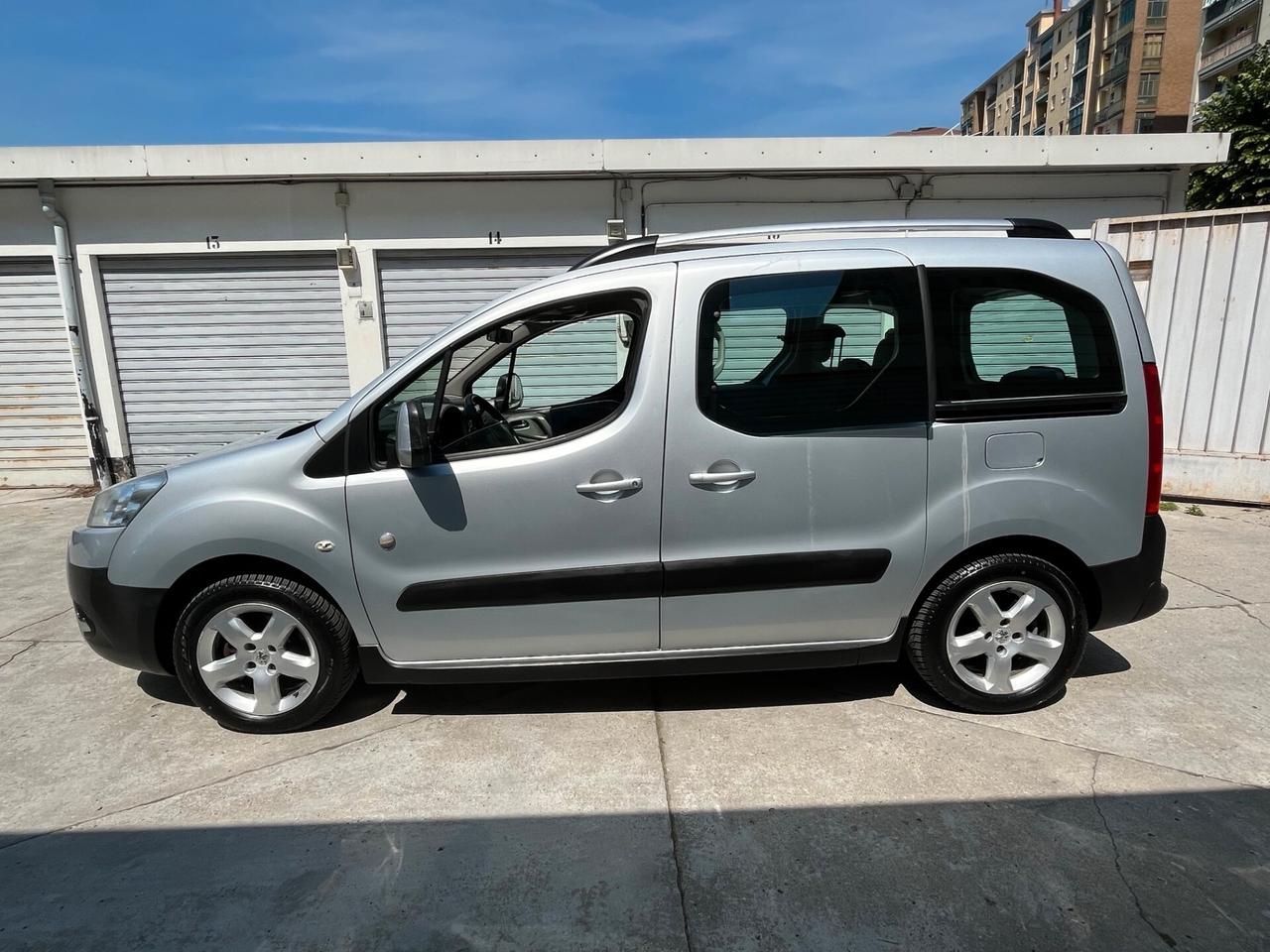 Peugeot Partner Tepee 1.6 VTi 120CV Outdoor GPL