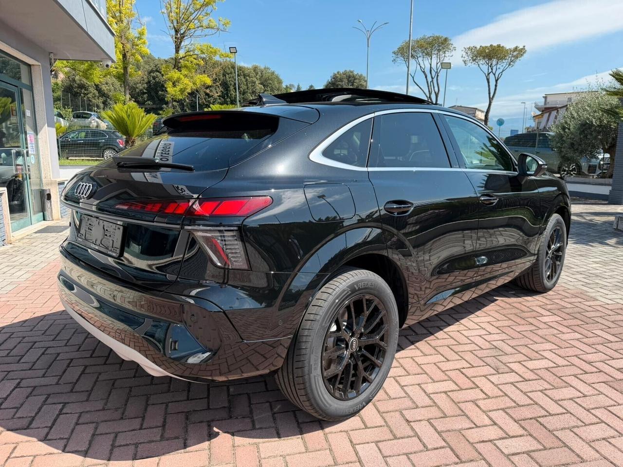 Audi Q3 Sportback 2.0TDI 150cv*PANORAMA*MATRIX