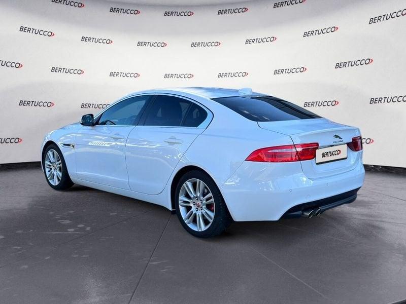 Jaguar XE (X760) 2.0 D Turbo 180CV aut. Prestige