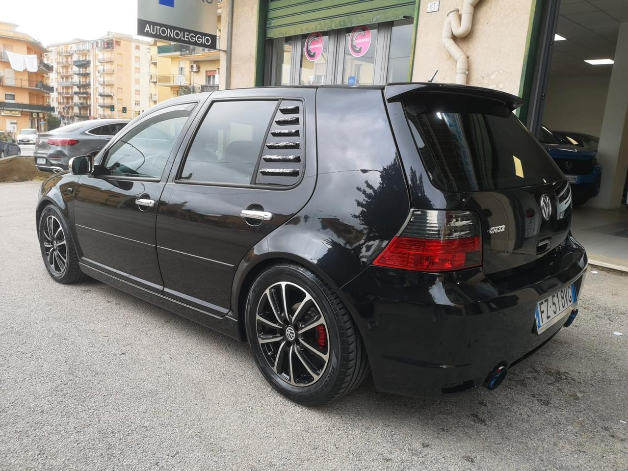 VOLKSWAGEN Golf 1.9 TDI 130 CV 5p.