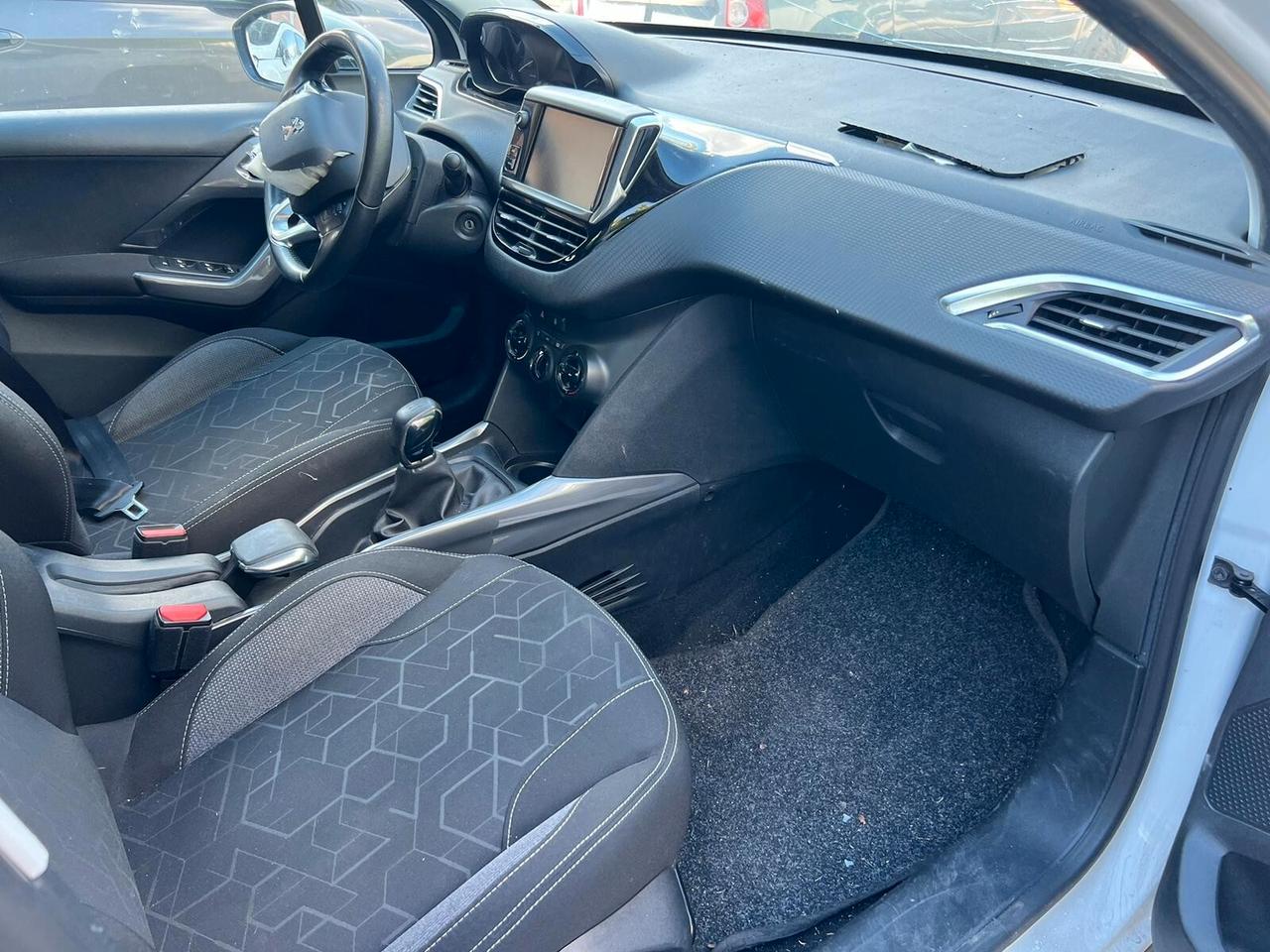 Peugeot 2008 PureTech 82 Active
