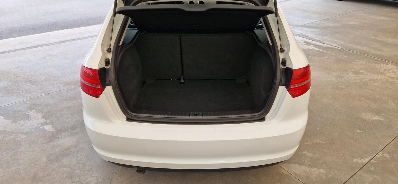 Audi A3 1.6 TDI 90cv Ambition