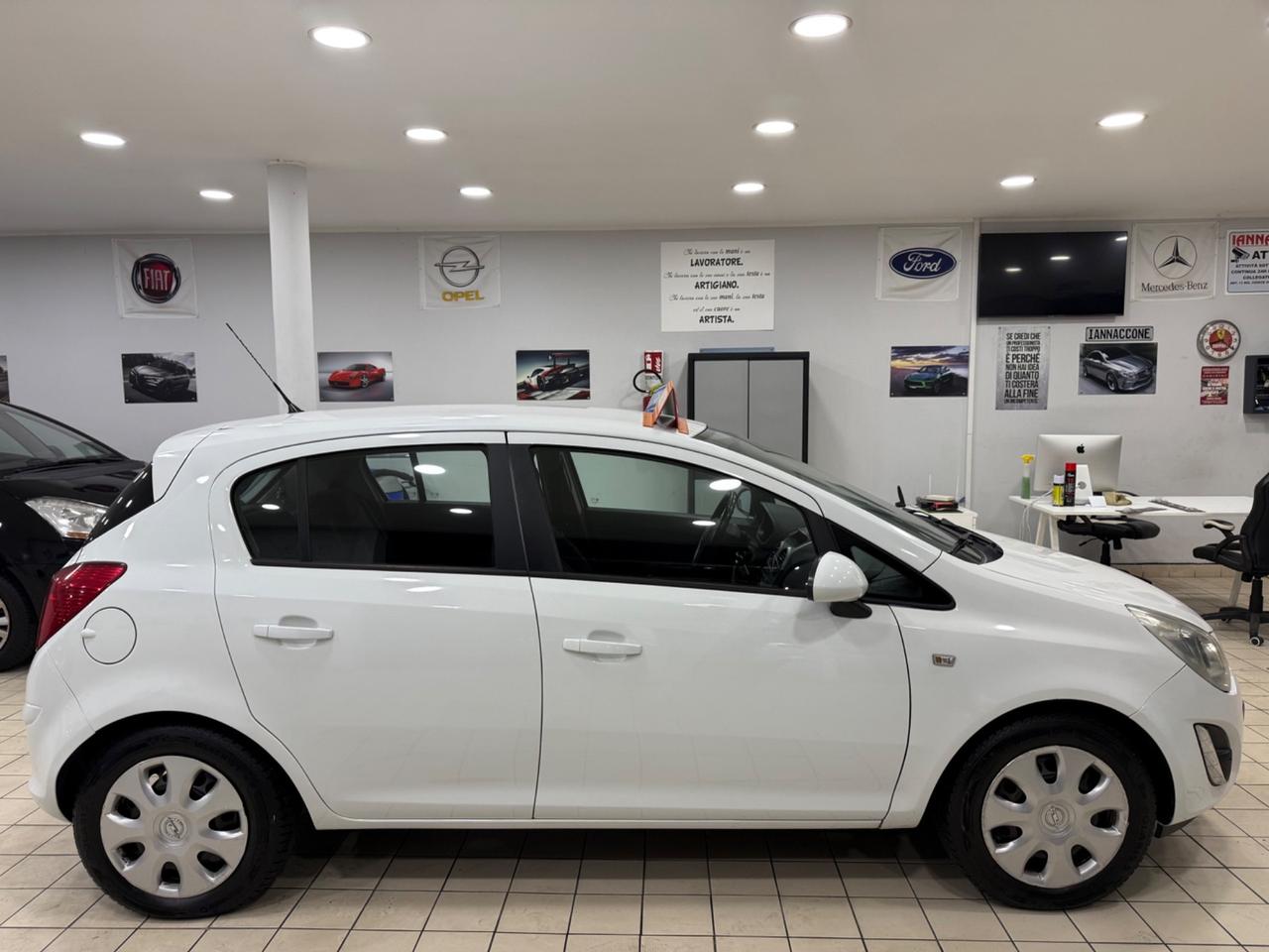 Opel Corsa 1.2 cosmo restyling nuova