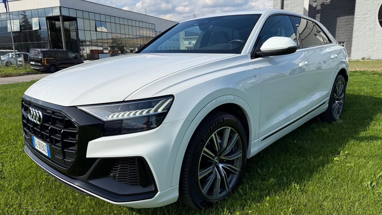 Audi Q8 50 TDI 286 CV quattro tiptronic Sport