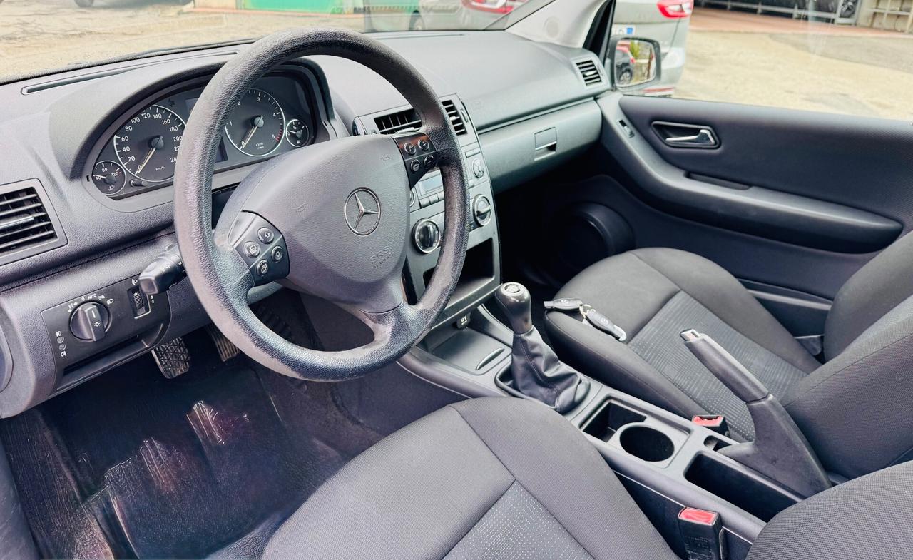 Mercedes-benz A 180 CDI Premium OK NEOPATENTATI