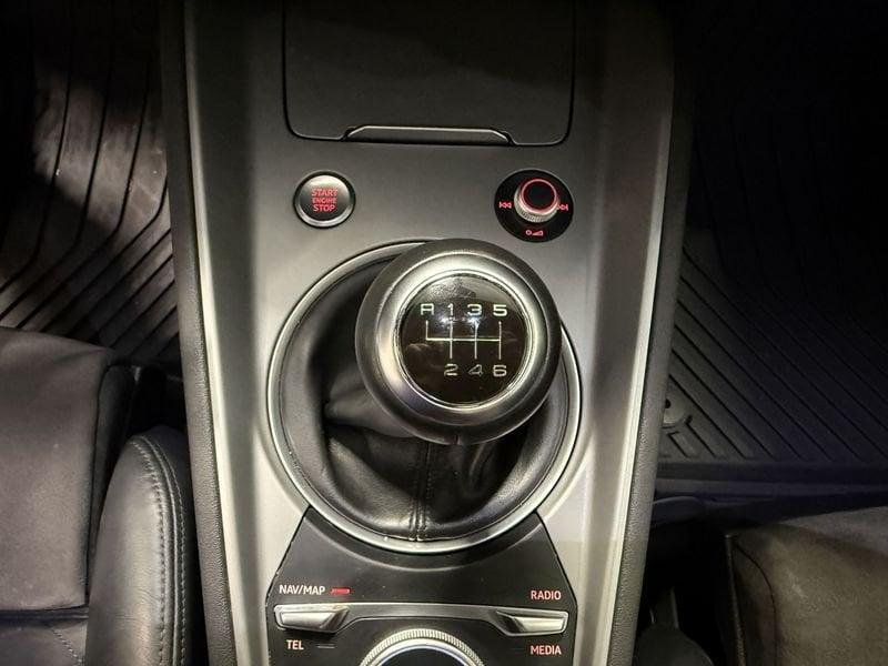 Audi TT Coupé 1.8 TFSI S line