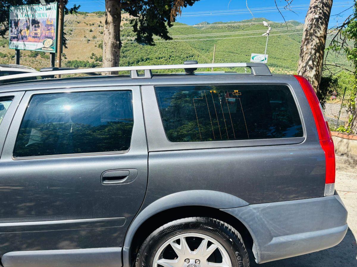 Volvo V70 2.4 D5 Automatica AWD Cross Country