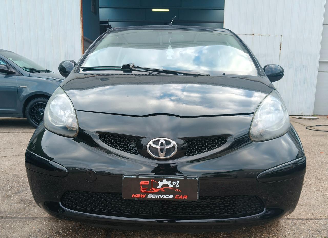 Toyota Aygo 1.0 benzina CON GARANZIA