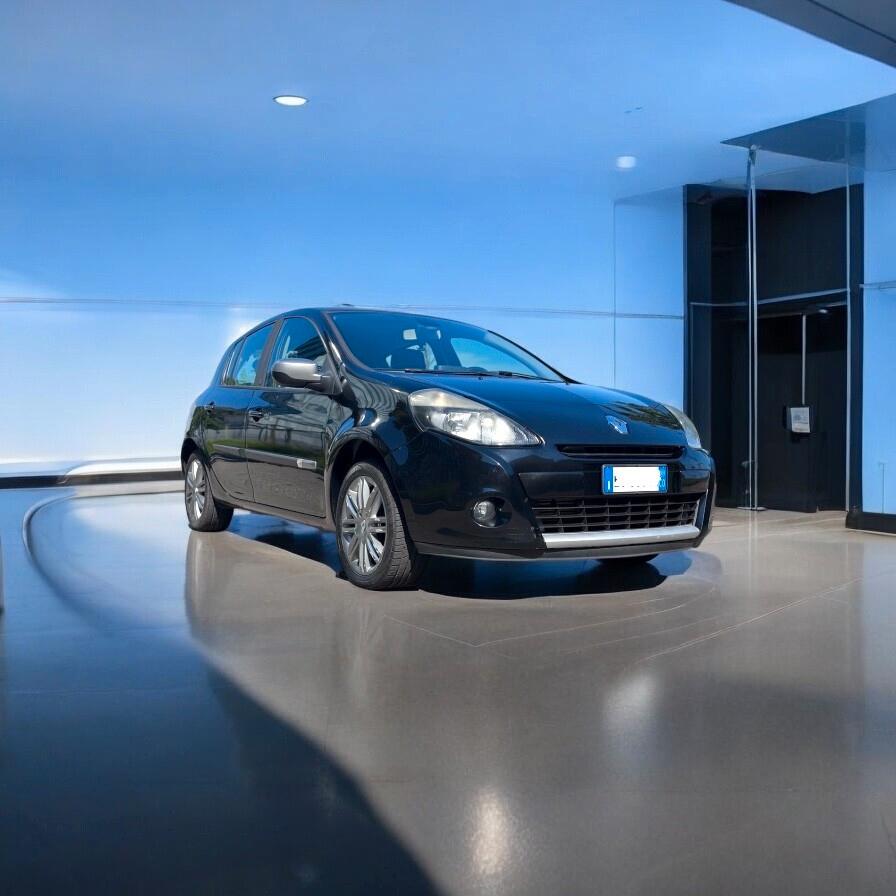 Renault Clio 1.2 16V 5 porte Luxe