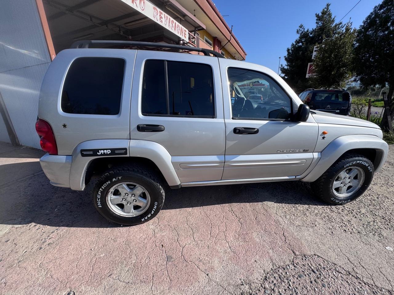 JEEP CHEROKEE 2.5 GANCIO TRAINO AUTOCARRO N1