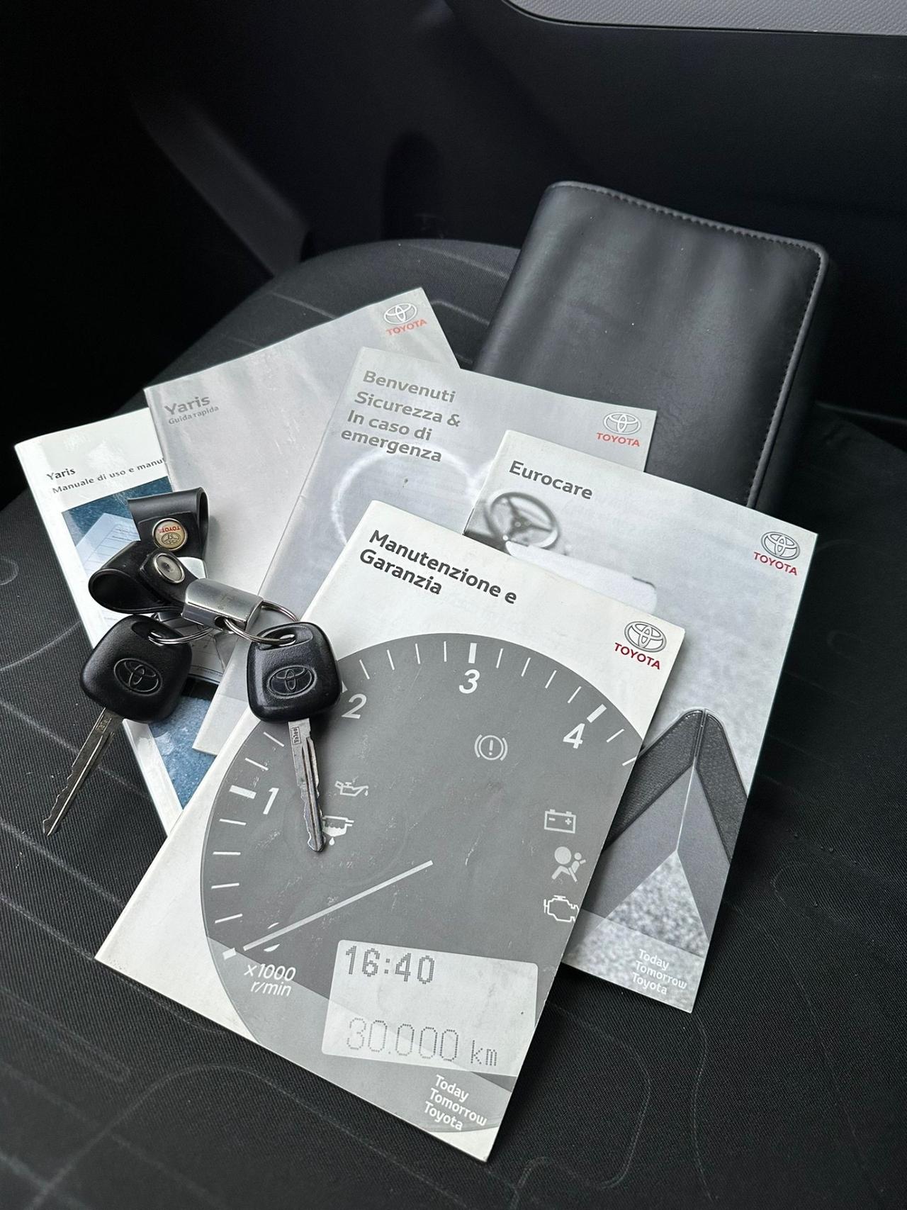 Toyota Yaris 1.0 5 porte Now