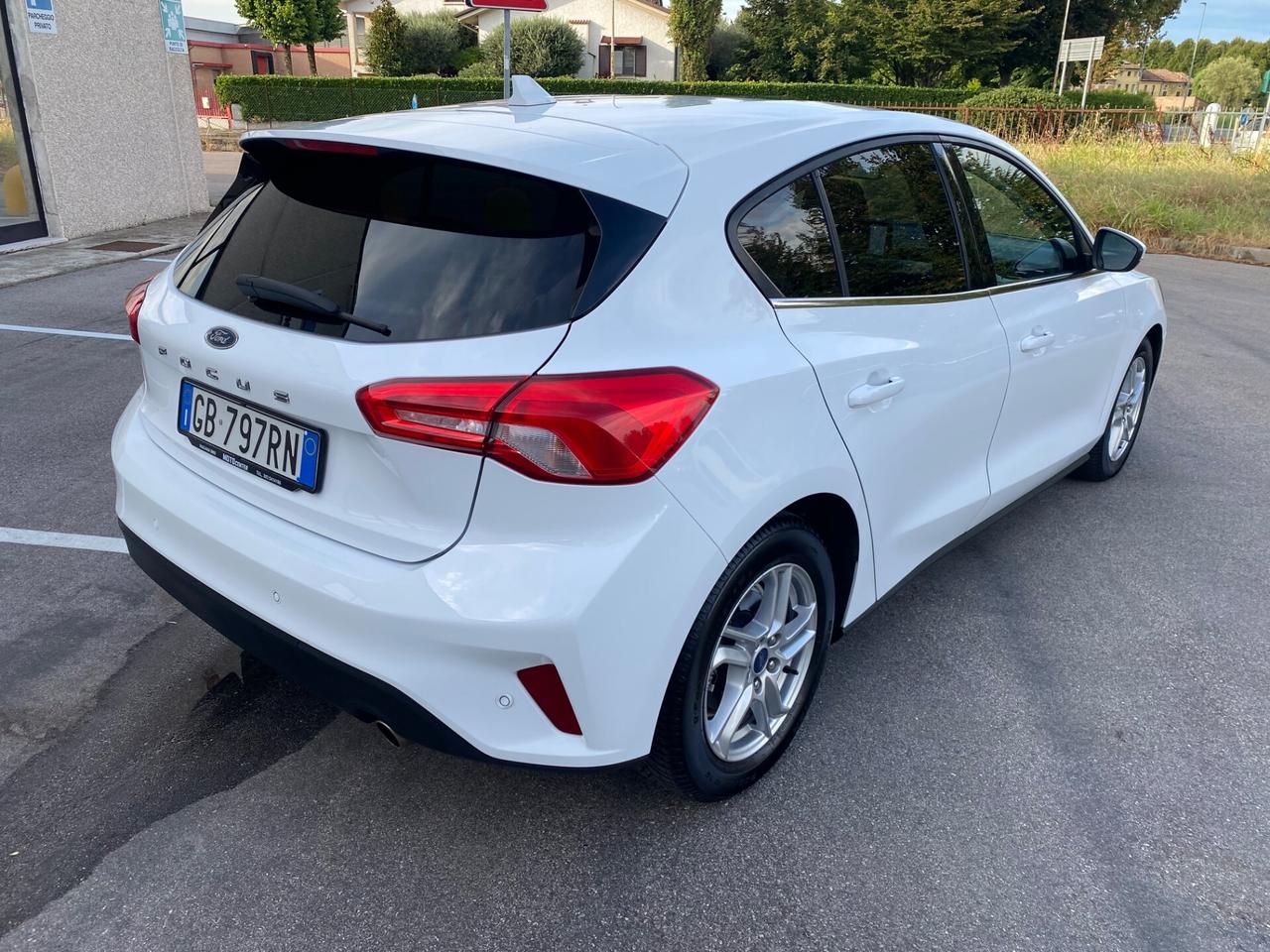 Ford Focus Berlina 1.5 120 CV automatico 5p. Business Co-Pilot