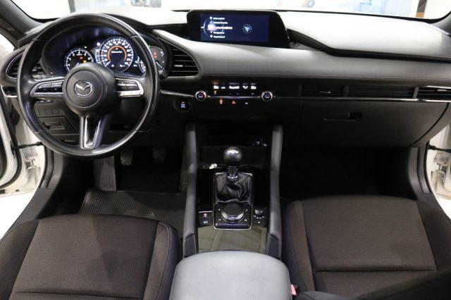 MAZDA 3 2.0L Skyactiv-G M-Hybrid Exclusive