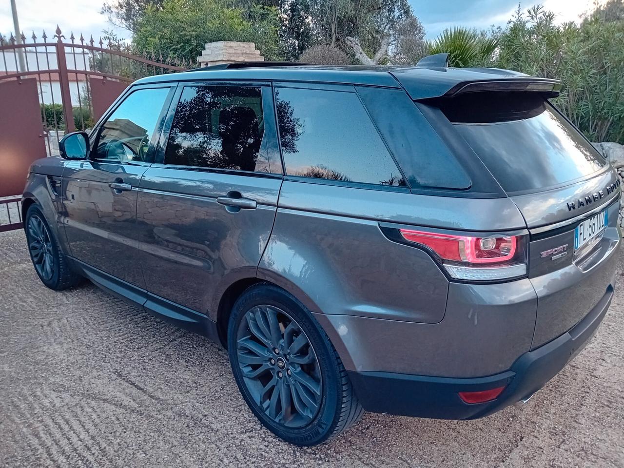 Land Rover Range Sport 3.0 TDV6 HSE Dynamic