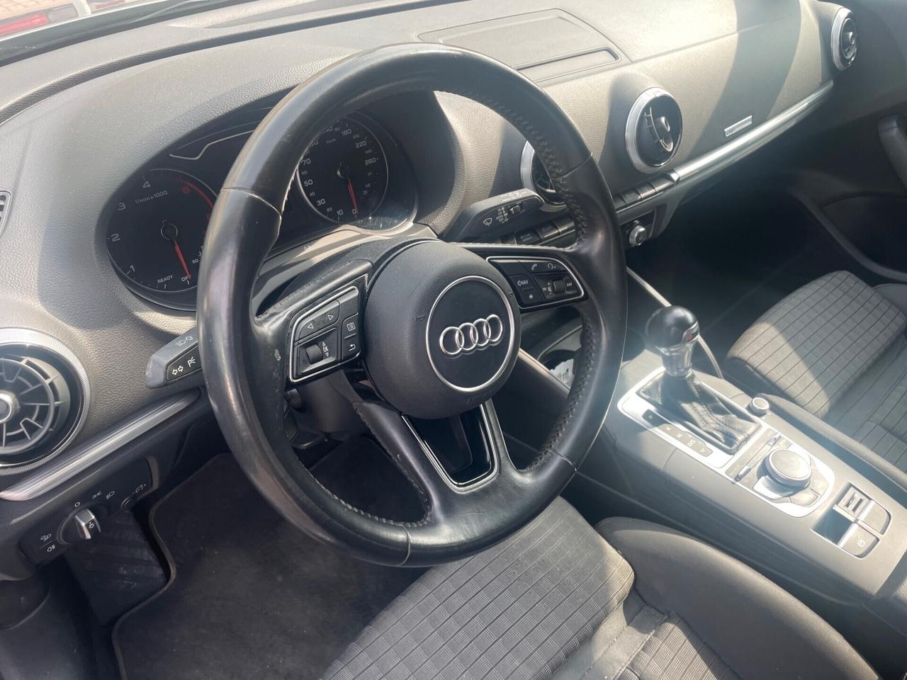 Audi A3 SPB 1.6 TDI S tronic Design