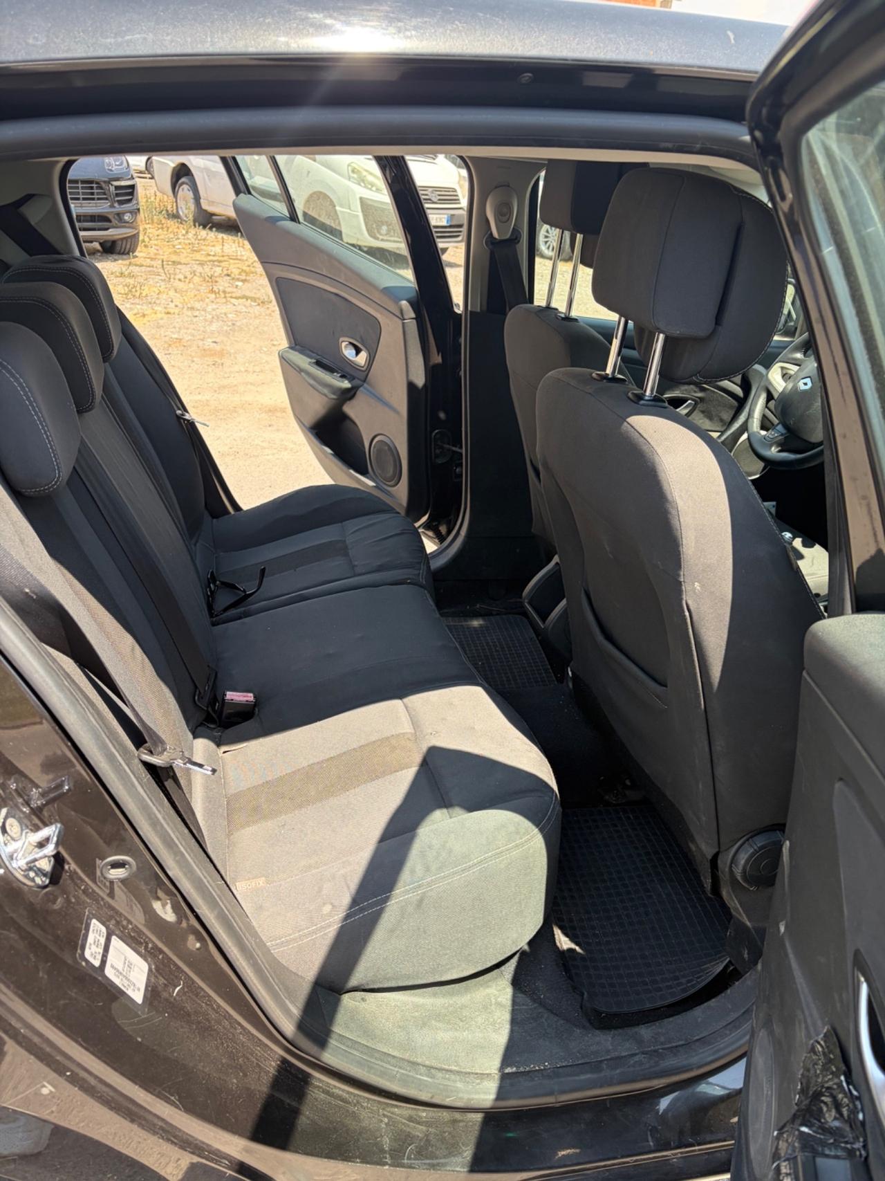 Renault Megane 1.5 cdi full tagliandata