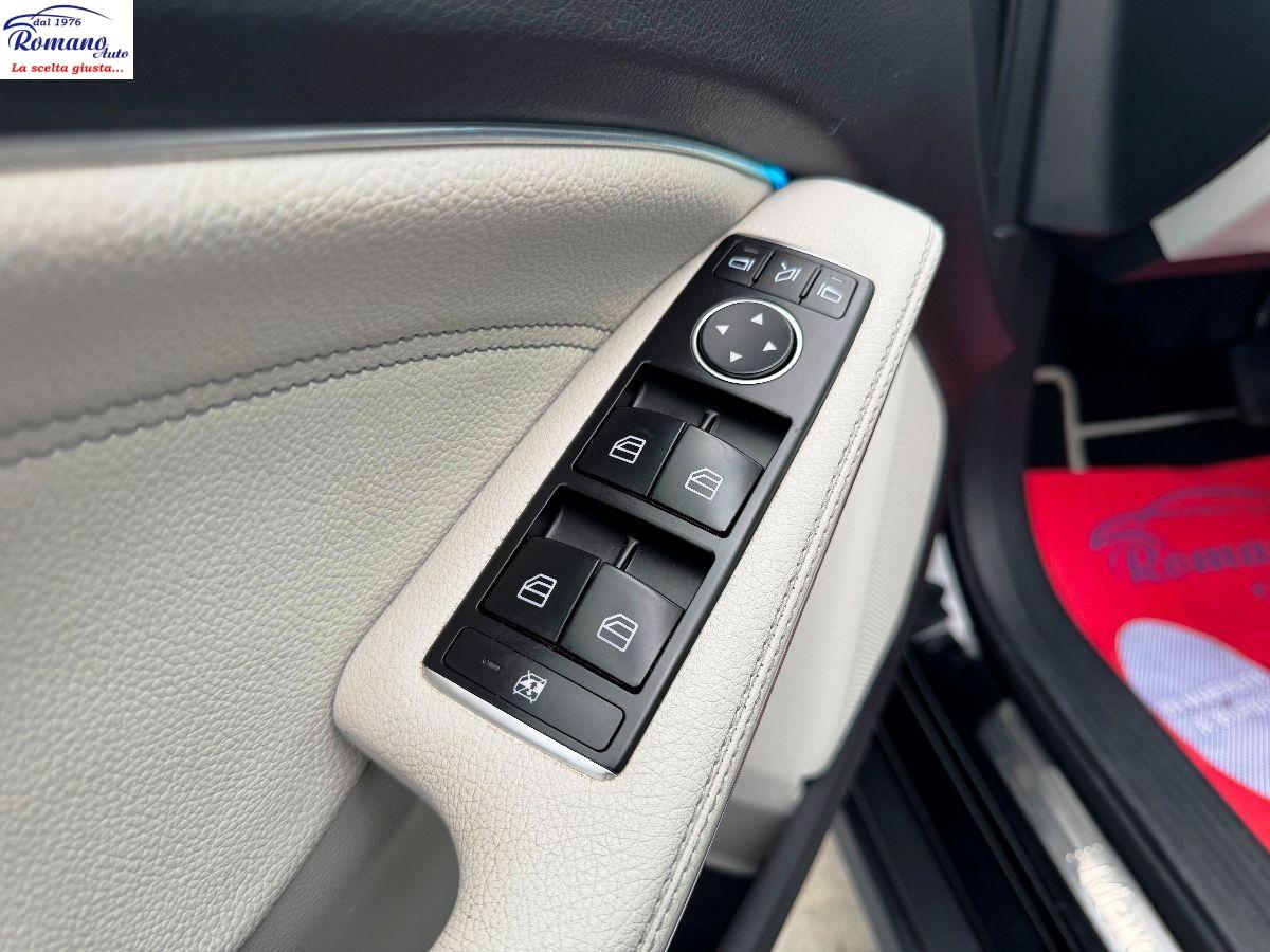 MERCEDES - Classe GLA - GLA 180 d Automatic Sport#TETTO APRIBILE!