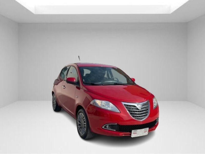 Lancia Ypsilon 1.2 69 CV 5 porte S&S Silver