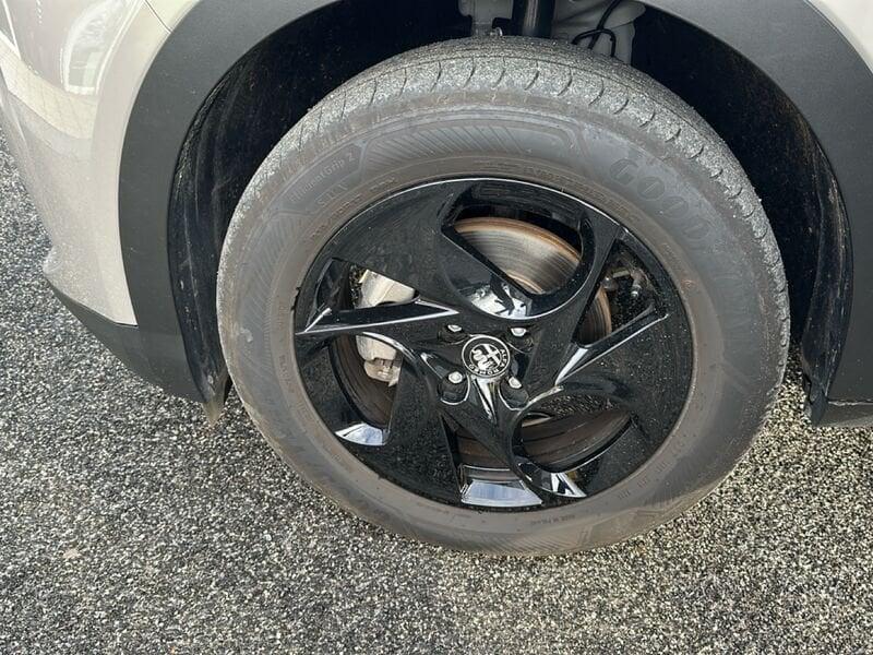 Alfa Romeo Junior 1.2 ibrida 145cv edct6