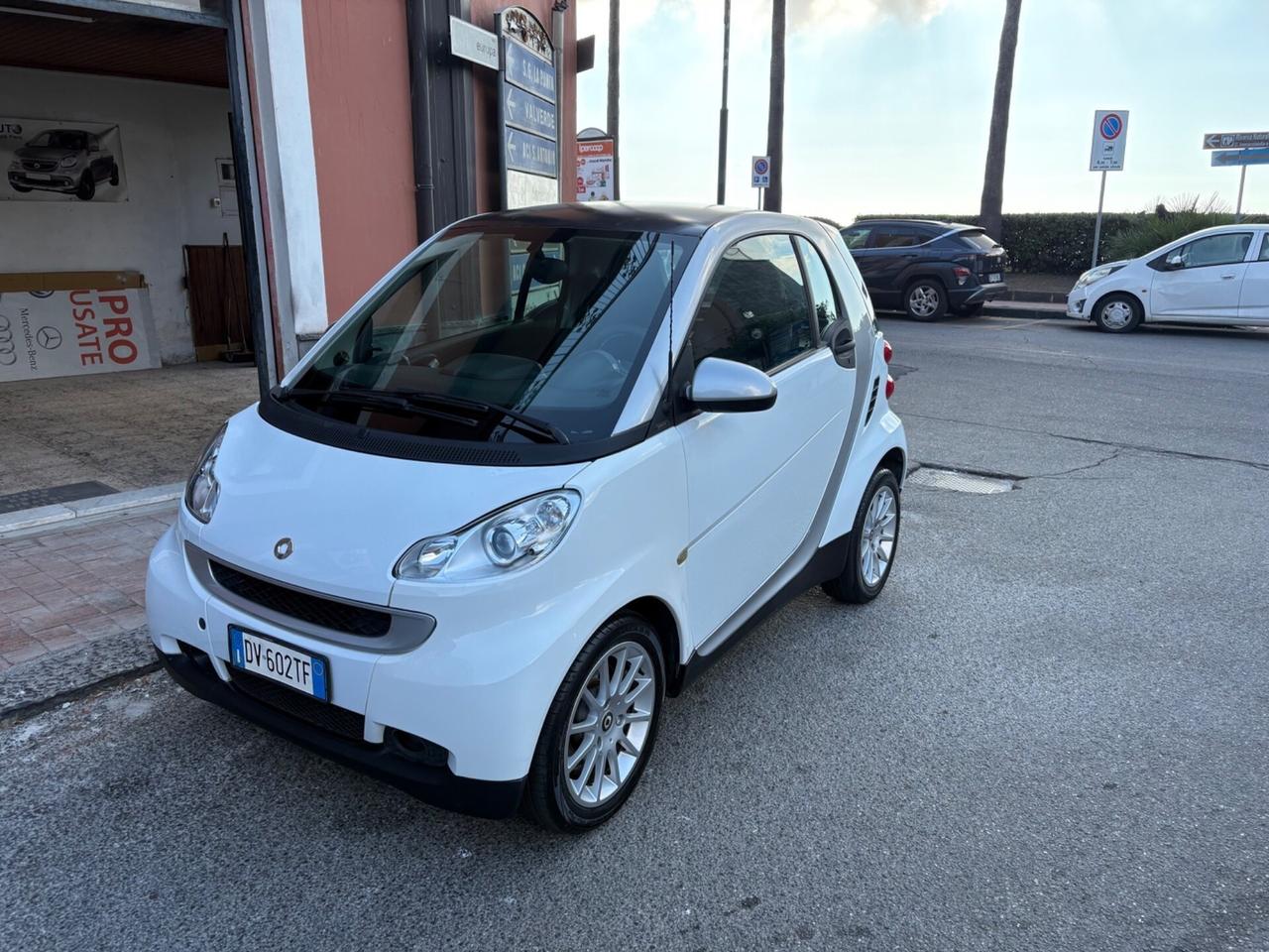 Smart ForTwo 800 33 kW coupé passion cdi 20