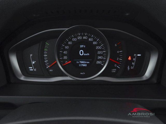 VOLVO V60 D2 Geartronic Momentum