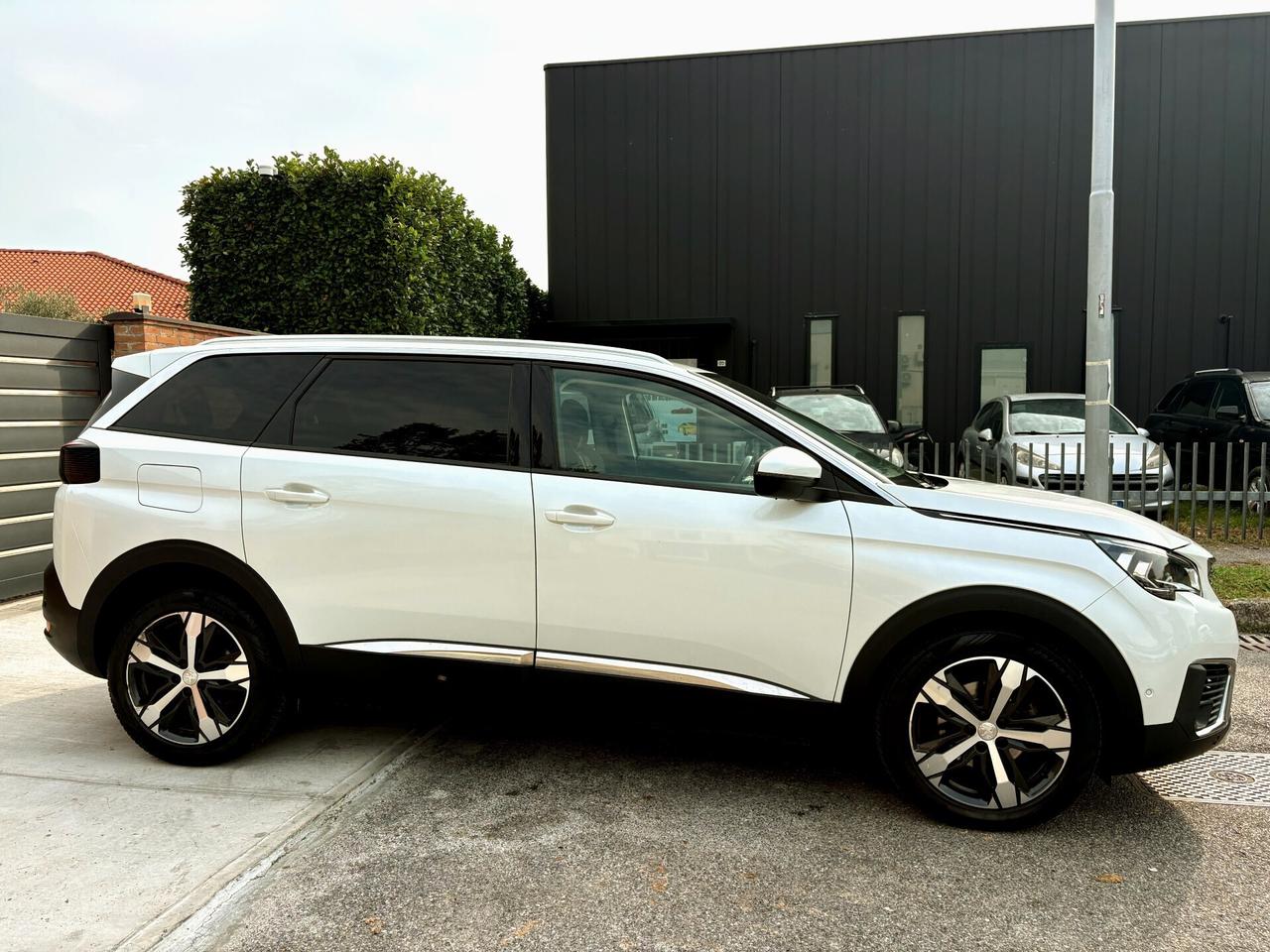 Peugeot 5008 1.6D aut- 7POSTI-U.Propr-Tagl.Peugeot-2017