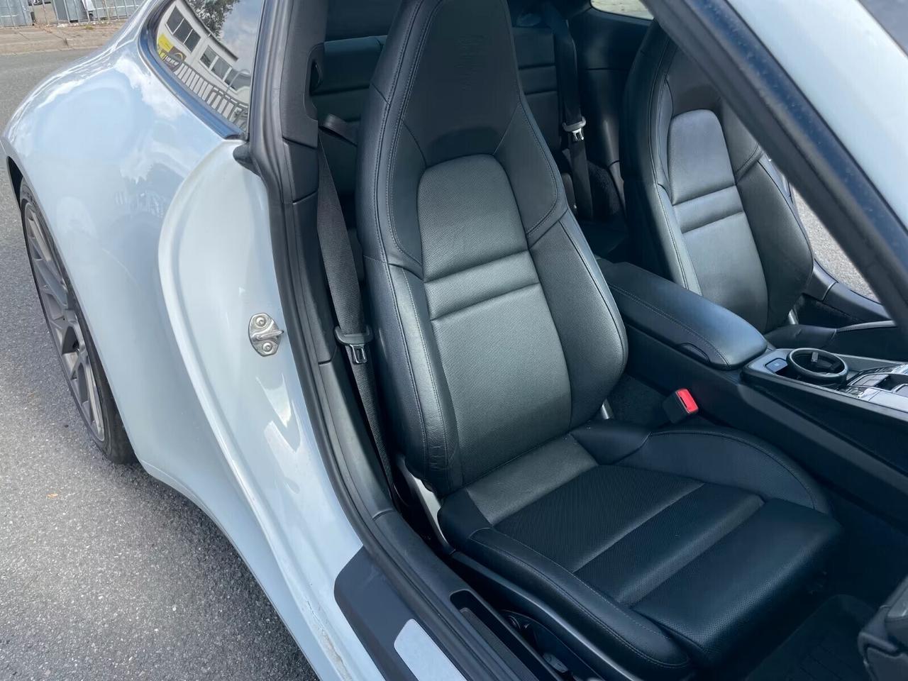 Porsche 992 911carrera sport, chrono, 360°