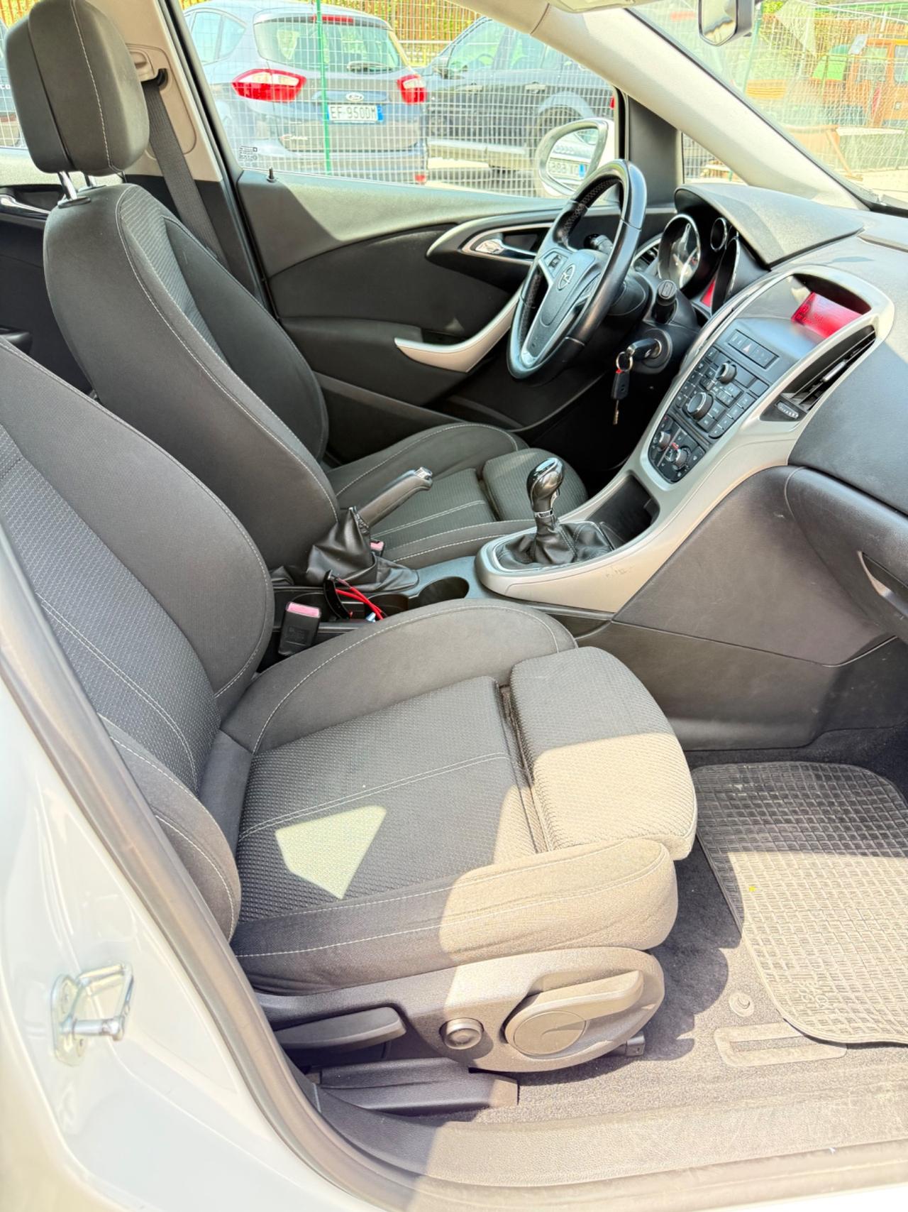 Opel Astra 1.7 CDTI 110CV 5 porte Cosmo