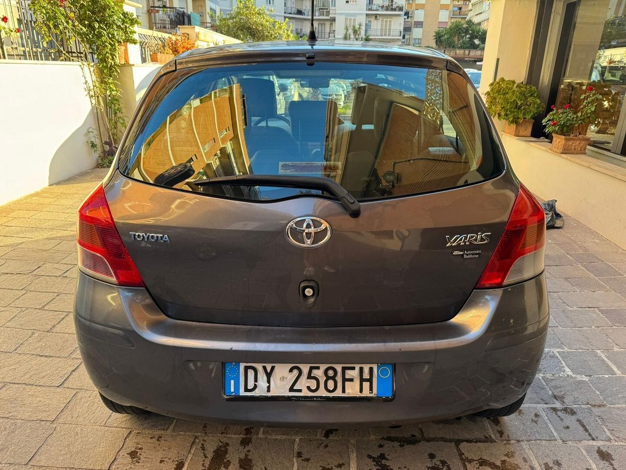 TOYOTA Yaris 1.3 5 porte Sol UNICO PROPRIETARIO