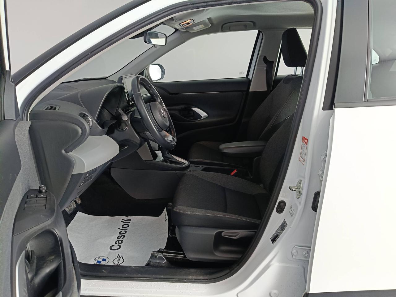 TOYOTA Yaris Cross - Yaris Cross 1.5h Business fwd 116cv e-cvt