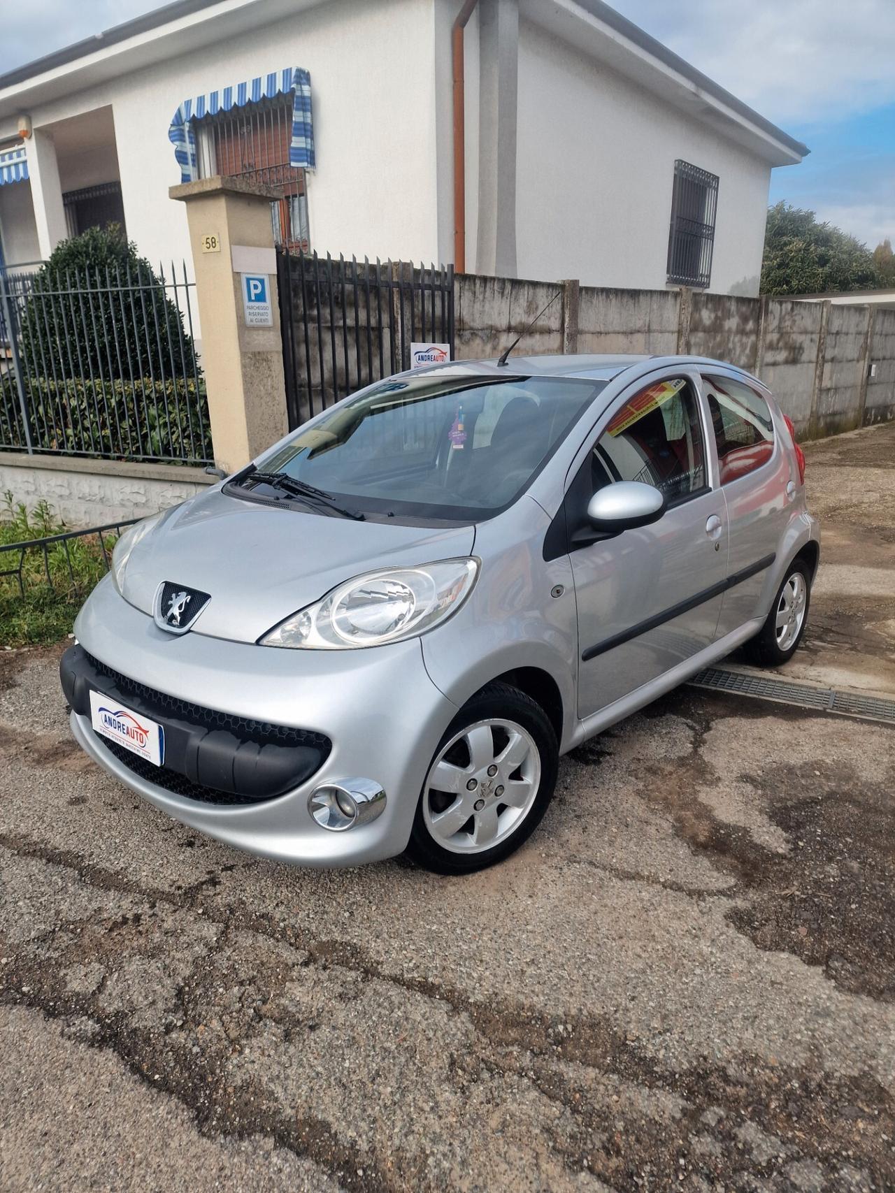 Peugeot 107 1.0 68CV 5p. Plaisir 2Tronic