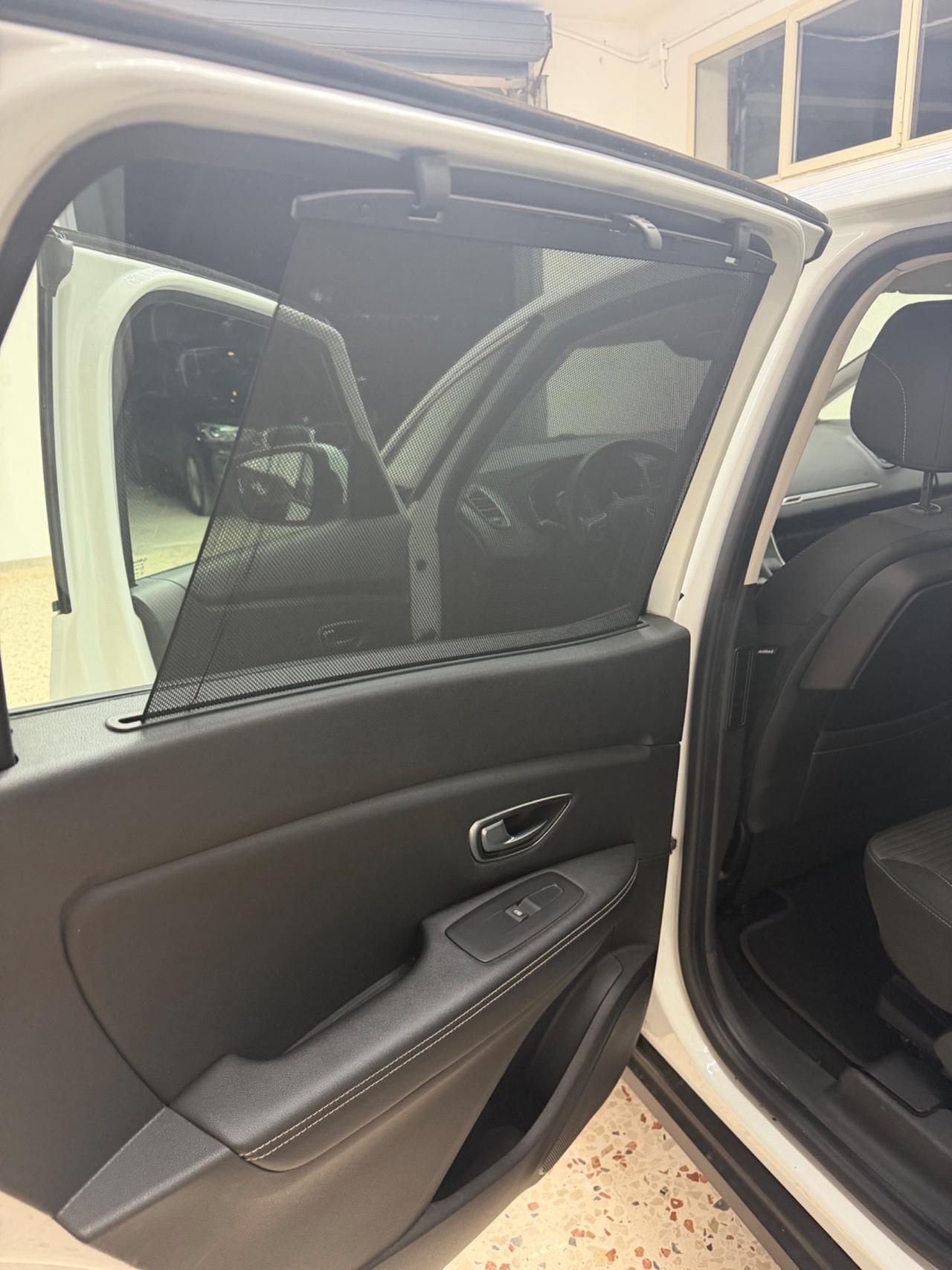 Renault Grand Scenic Blue dCi 150 CV 2020