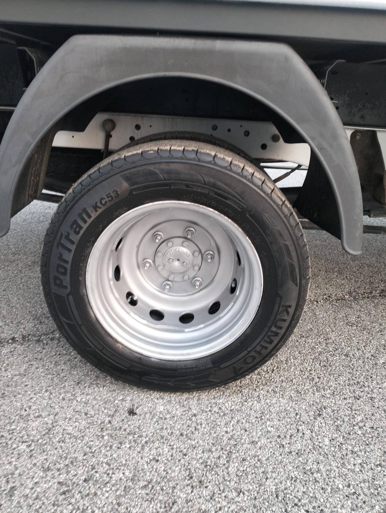 FORD TRANSIT 7 POSTI 2.4 TDCI 140 CV SUPER TAGLIANDATO