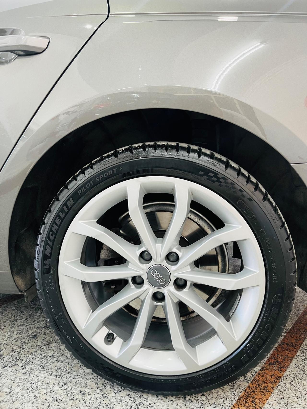 Audi A4 Avant 35 TDI/163 CV S line edition anno 2021