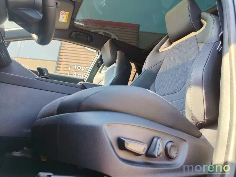 Toyota C-HR 1.8 hv Lounge fwd e-cvt